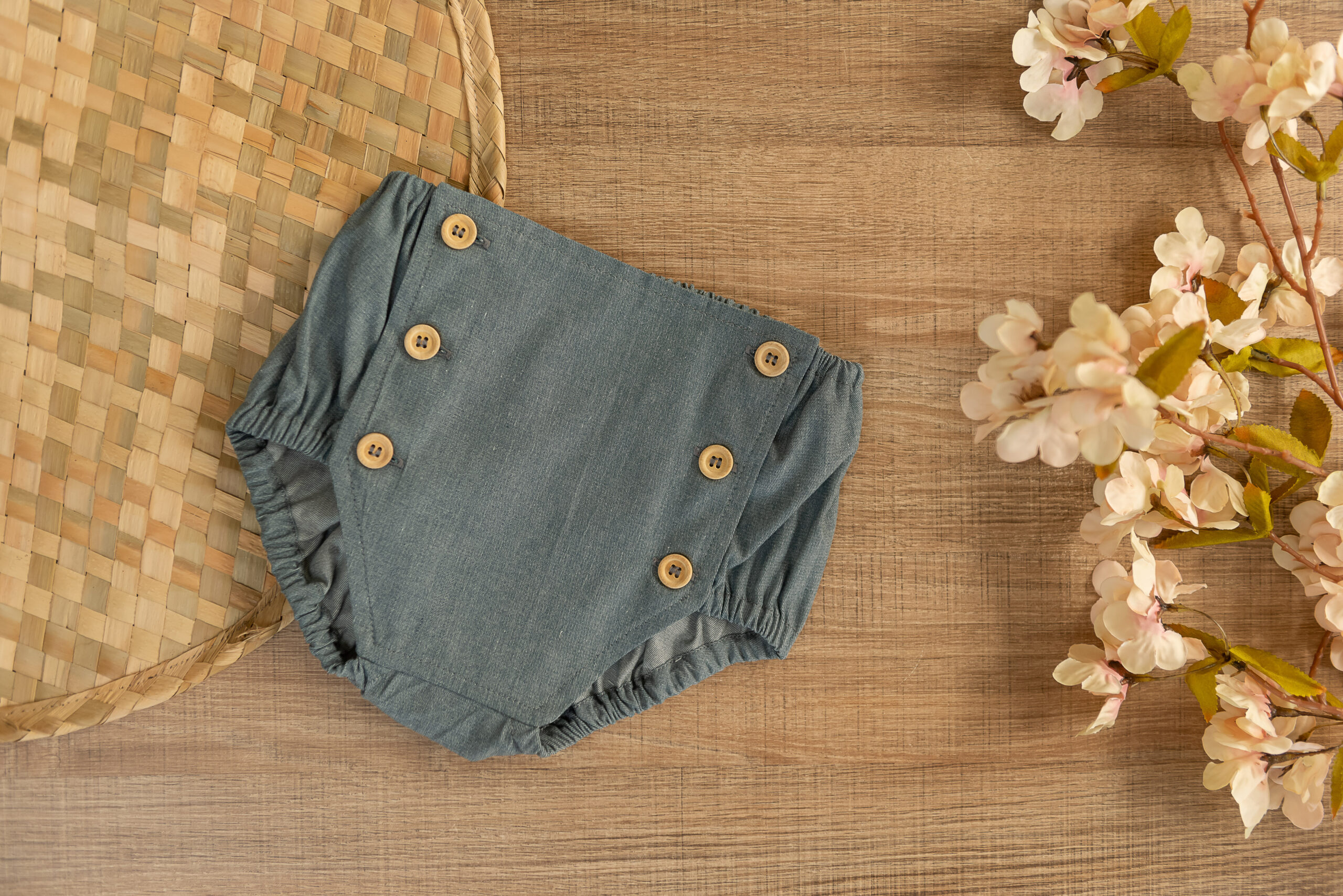 Shorts de linho misto com botões