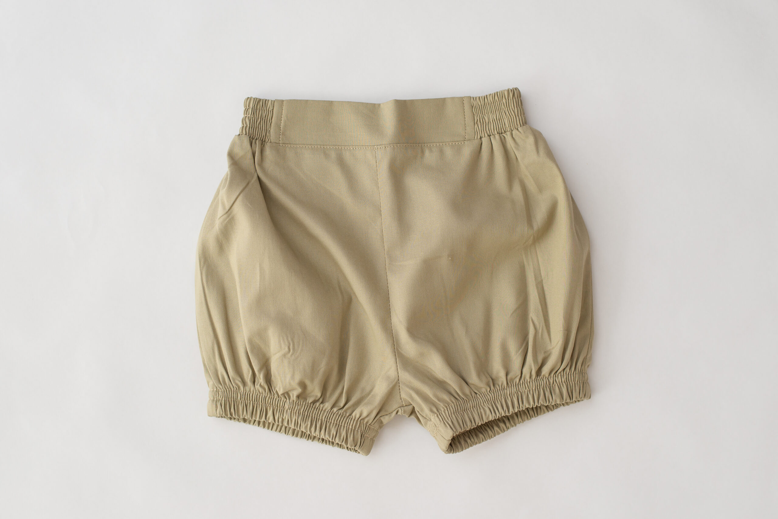 Conjunto bebê: bata com shorts balonê, em tricoline 100% algodão