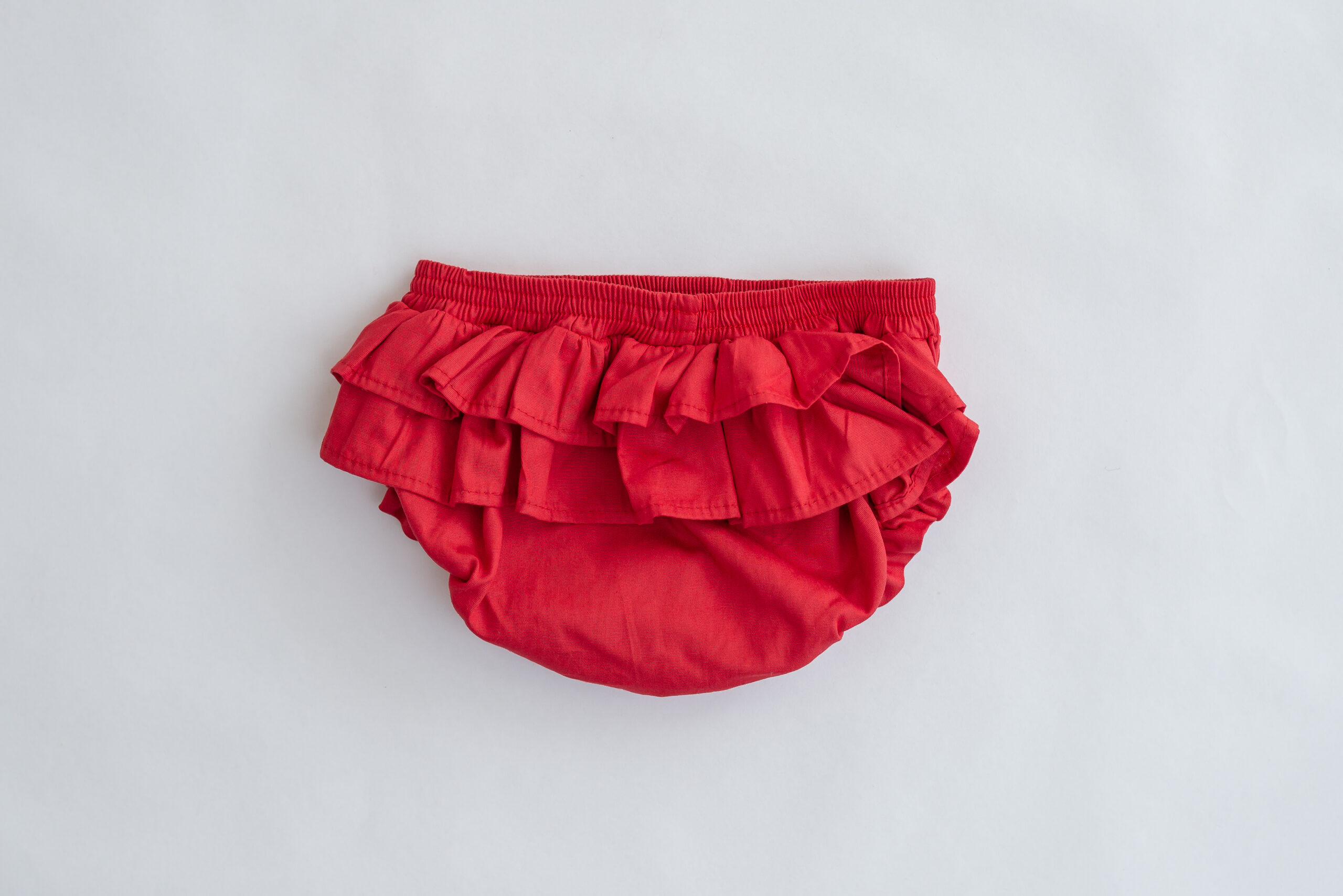 Vestido estampado com calcinha de babadinhos em tricoline 100% algodão