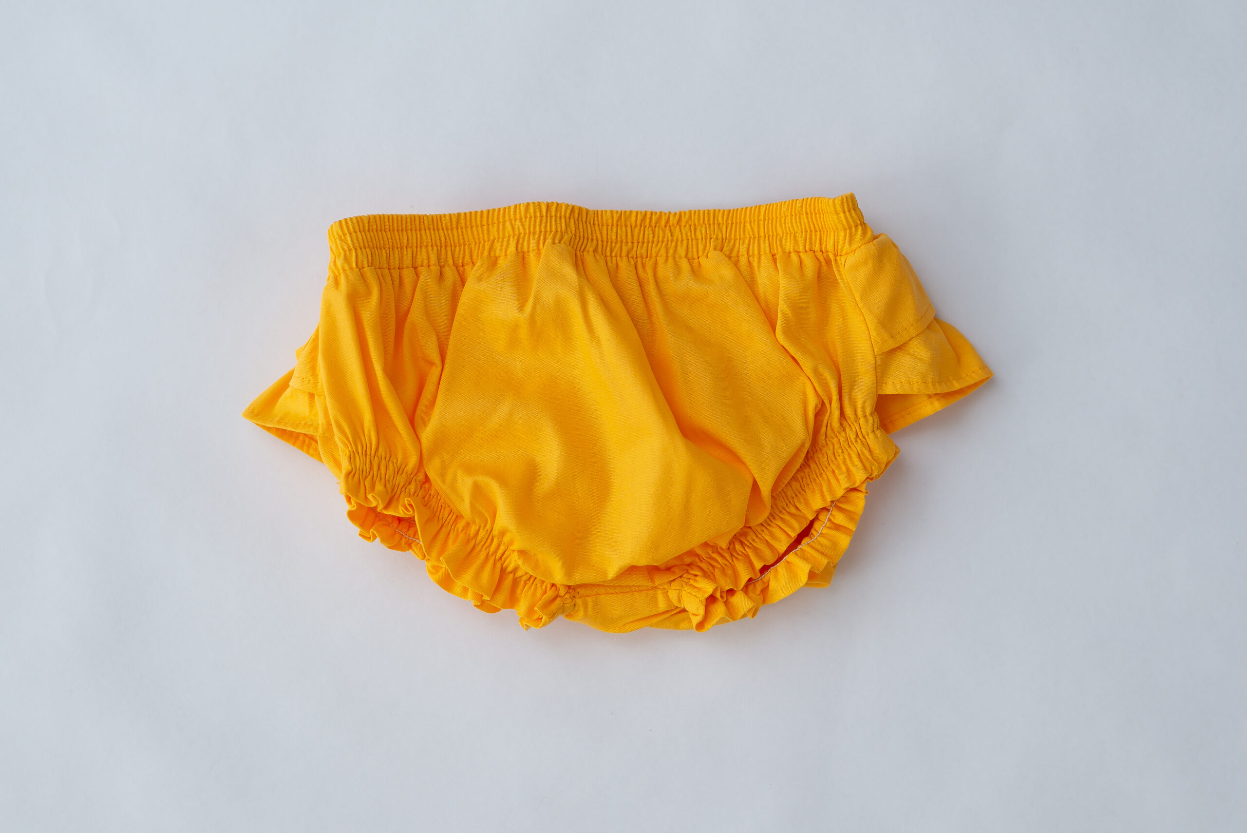Vestido estampado com calcinha de babadinhos em tricoline 100% algodão
